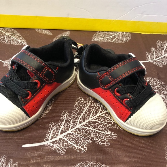 Disney’s Mickey Mouse Baby Boys Court Sneakers Size3 NWT - Picture 4 of 12